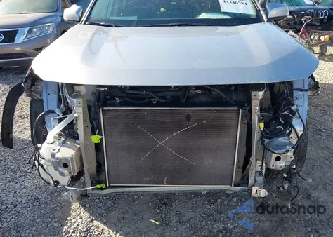 2024 Toyota Rav4 Hybrid Xle z USA, uszkodzony, nr VIN 4T3RWRFV5RU145735